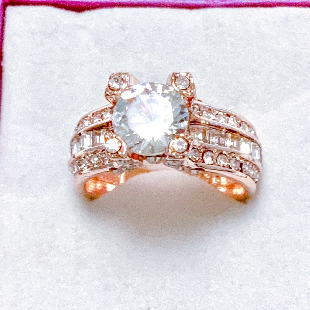 🆕 14k Rose Gold Diamond Wedding or Cocktail Ring Sz 8 NWT